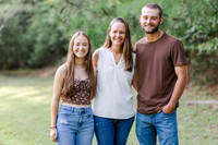 Nykki Wendelin-Family-2025-11