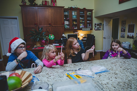 Jennifer B Photography-Christmas with the Derusseaus 2016-8