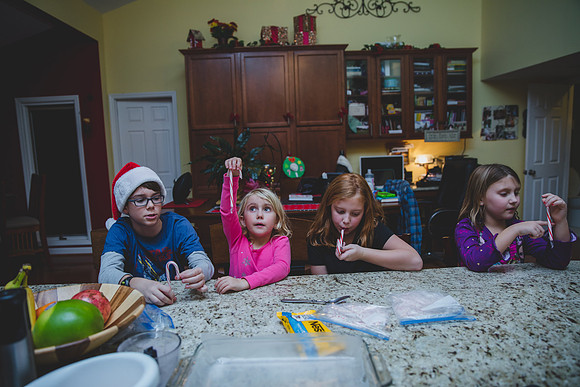 Jennifer B Photography-Christmas with the Derusseaus 2016-11