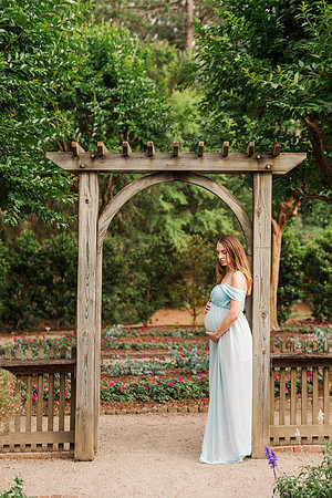 Jennifer B. Photography-Sarah's Maternity Session2023-0118