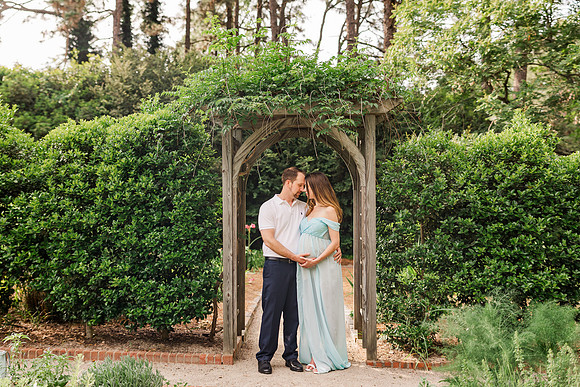 Jennifer B. Photography-Sarah's Maternity Session2023-0131