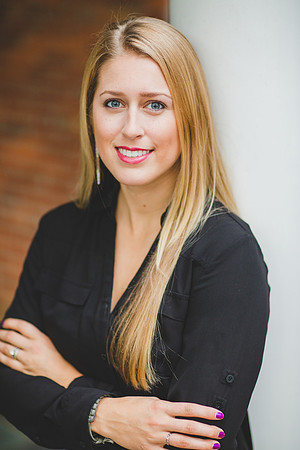Jennifer B Photography-Amanda Head shots 2016-8