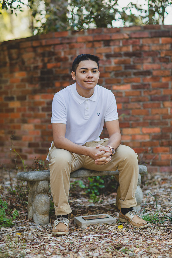 Jennifer B Photography-Weymouth Gardens-Crespo Senior pictures 2017-0032