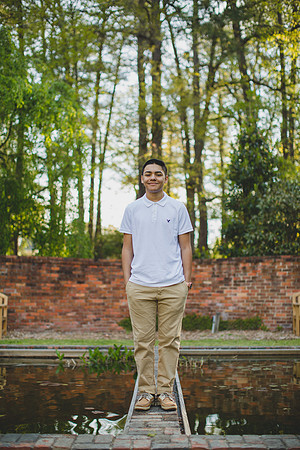 Jennifer B Photography-Weymouth Gardens-Crespo Senior pictures 2017-0041
