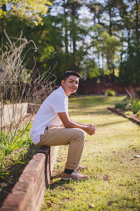 Jennifer B Photography-Weymouth Gardens-Crespo Senior pictures 2017-0043