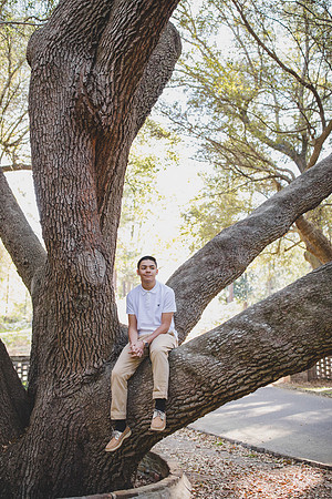 Jennifer B Photography-Weymouth Gardens-Crespo Senior pictures 2017-0050