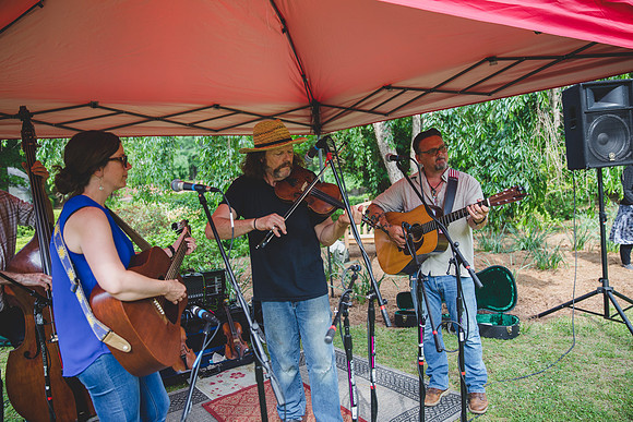 Jennifer B Photography-VIne Tasting Fund Raiser 2017-0082