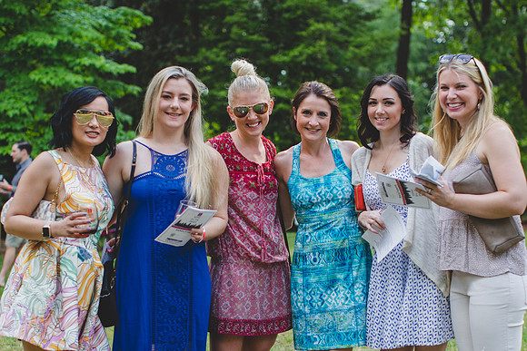 Jennifer B Photography-VIne Tasting Fund Raiser 2017-0122