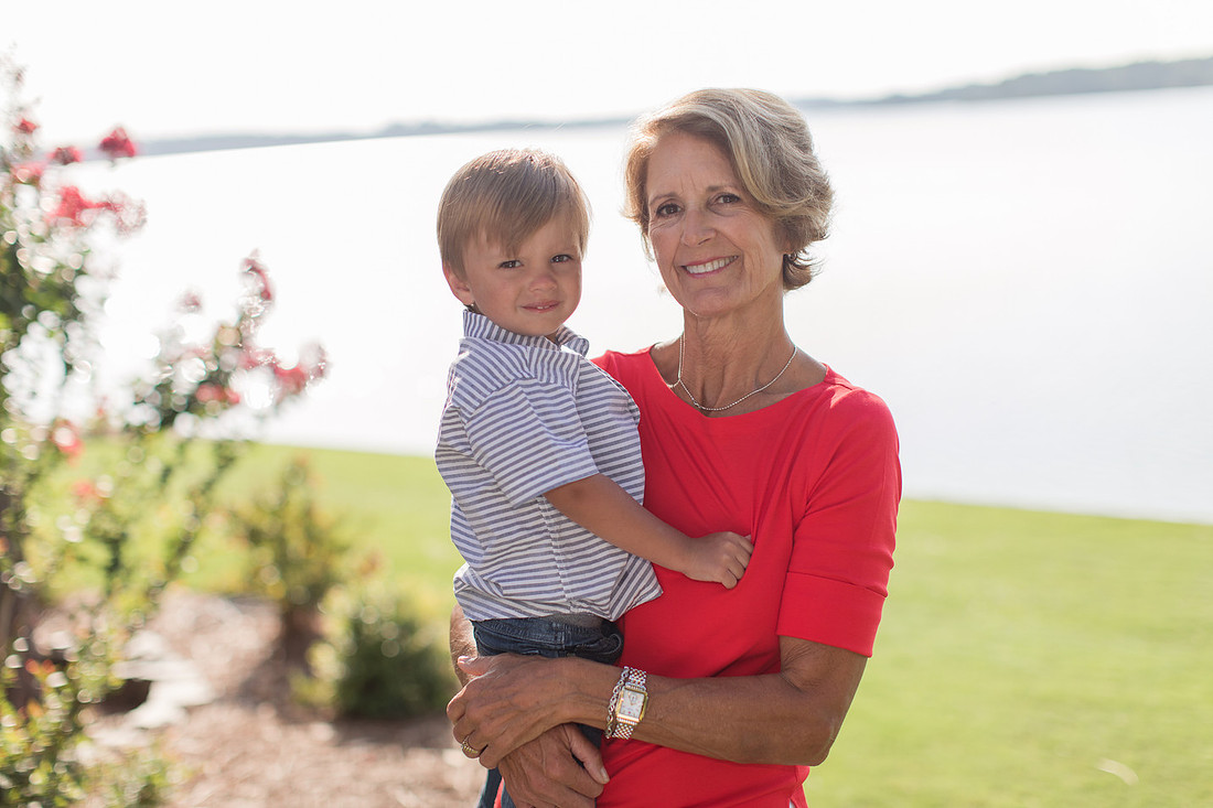 Jennifer B Photography-Family Session (Lindstrom)-0003
