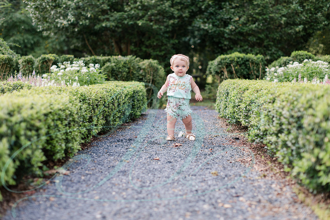 Jennifer B Photography-1 year old-Dixon 2017-0023