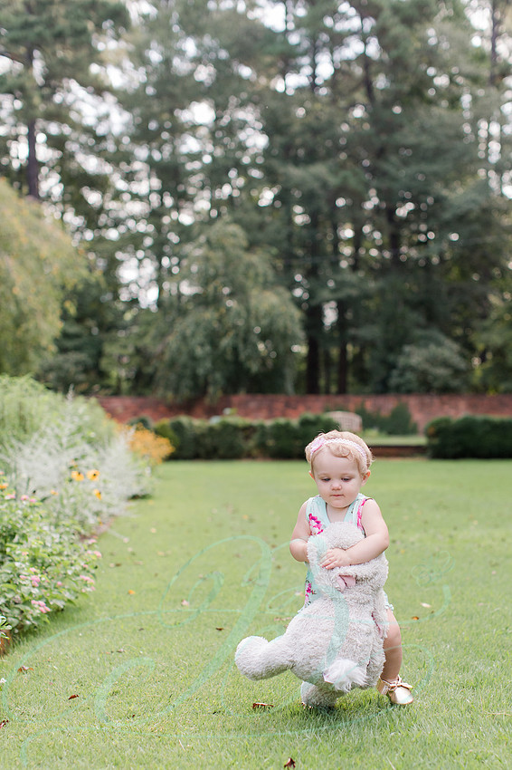 Jennifer B Photography-1 year old-Dixon 2017-0040