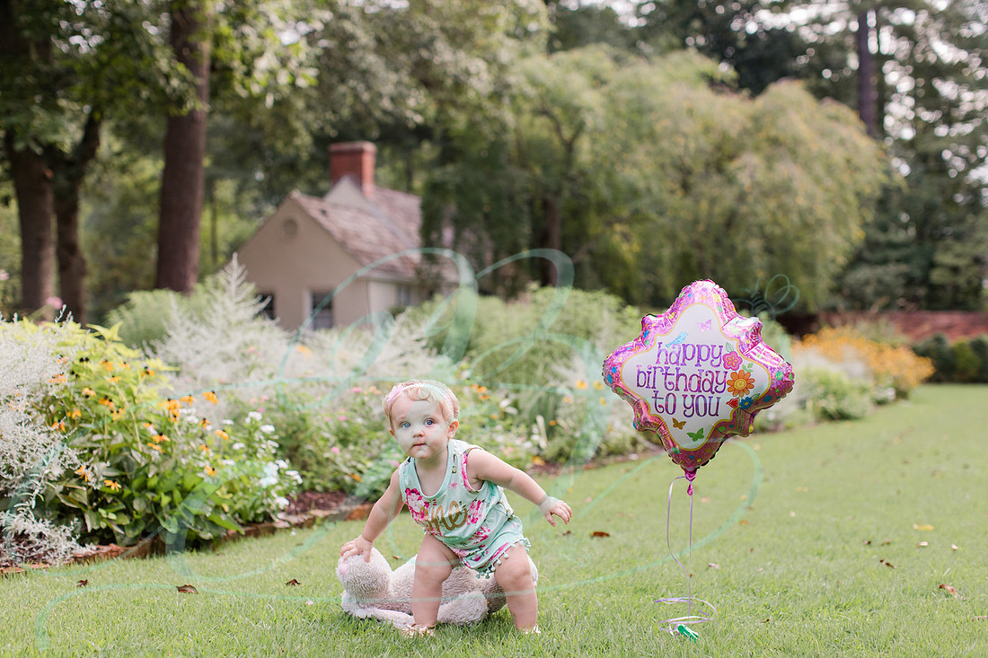 Jennifer B Photography-1 year old-Dixon 2017-0042