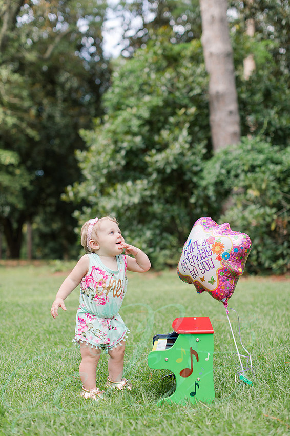 Jennifer B Photography-1 year old-Dixon 2017-0068