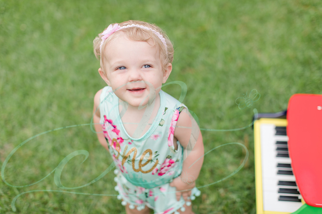Jennifer B Photography-1 year old-Dixon 2017-0070