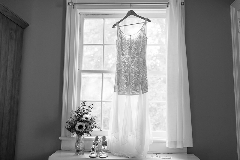 Jennifer B Photography-Chad and Erin-getting ready-2017-0054