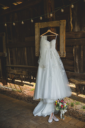 JenniferBPhotography-ChristianandKayla'sWedding2017-0007