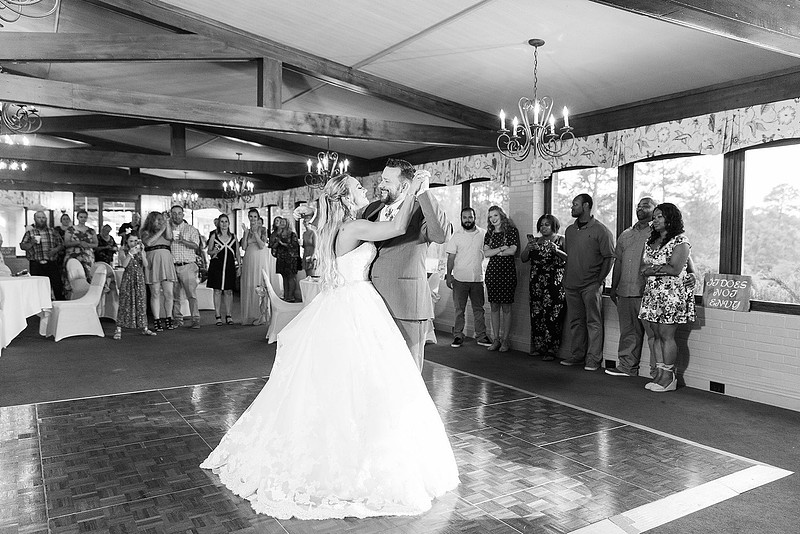 Jennifer B Photography-Robbie and Courtney Fav-2018-0103_