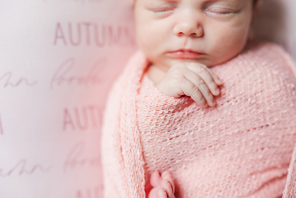 Jennifer B. Photography-Autumn's Newborn2025-0096