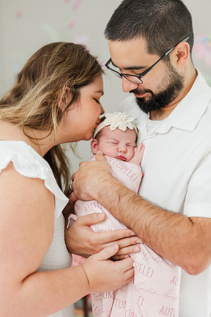 Jennifer B. Photography-Autumn's Newborn2025-0159