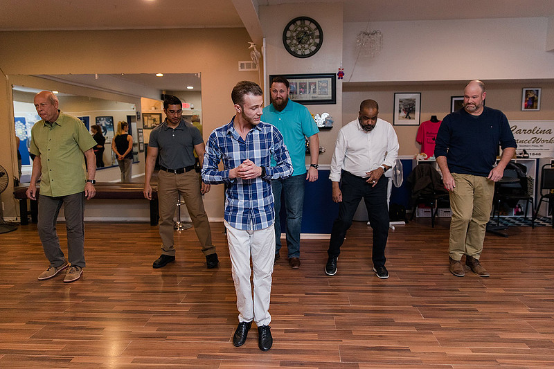 Jennifer B Photography-Date Night Dancing-Carolina Dance Works-2019-0012_