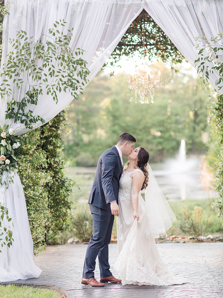 Jennifer B Photography-Vizcaya Villa-Fayetteville NC-Wedding Day JB Favorites-big-2019-0020
