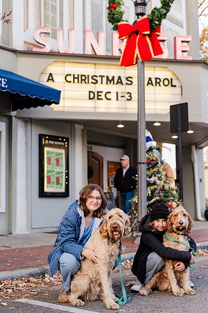 Jennifer B. Photography-Downtown Southern Pines and Ginderbread2023-0004