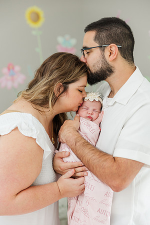 Jennifer B. Photography-Autumn's Newborn2025-0157