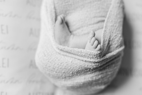 Jennifer B. Photography-Autumn's Newborn2025-0098