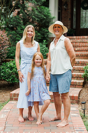Jennifer B. Photography-Alex and Anna-Family portraits2025-0145