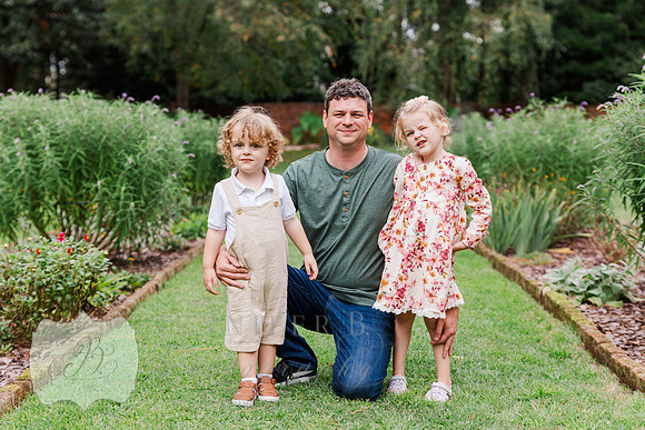 Jennifer B. Photography-Walker family2024-0014