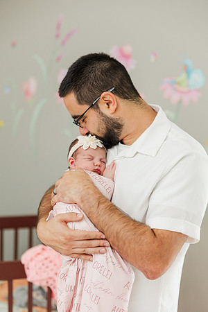 Jennifer B. Photography-Autumn's Newborn2025-0165