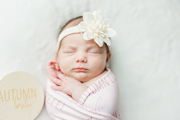 Jennifer B. Photography-Autumn's Newborn2025-0135