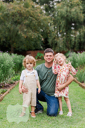 Jennifer B. Photography-Walker family2024-0013