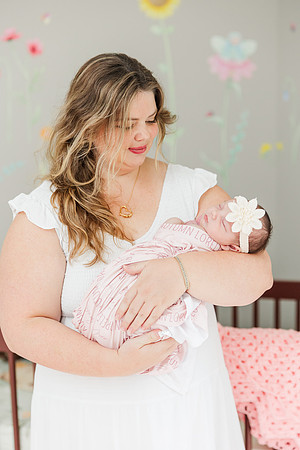 Jennifer B. Photography-Autumn's Newborn2025-0145
