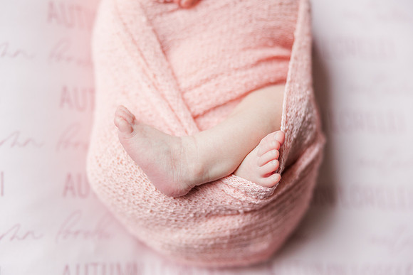 Jennifer B. Photography-Autumn's Newborn2025-0102