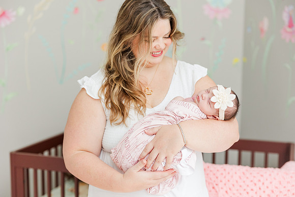 Jennifer B. Photography-Autumn's Newborn2025-0143